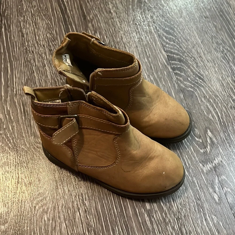Boots - Picture 1 of 4